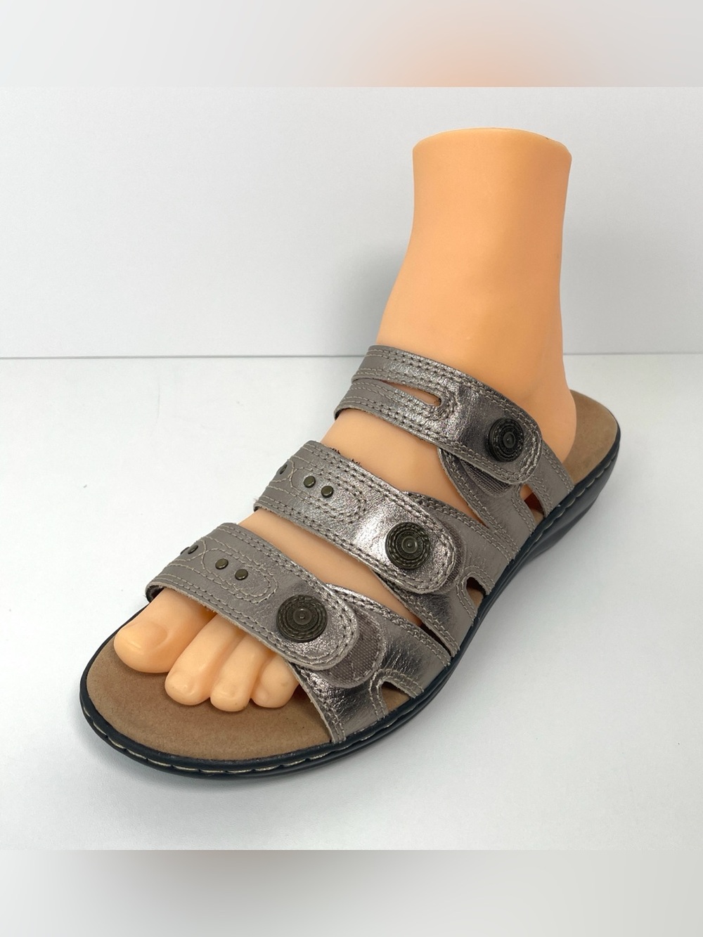 Clarks Leisa Cacti Q Leather Gold Pewter Sandals Sz 8